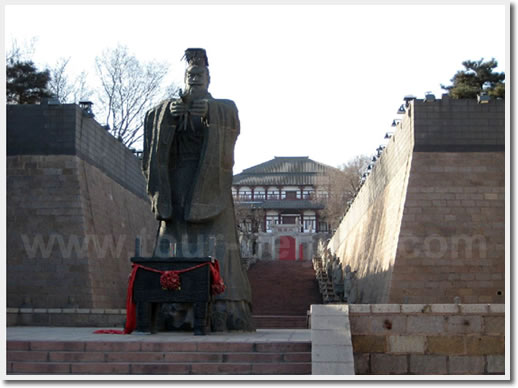 Emperor Qinshihuang Seeking Immortality, Qinhuangdao